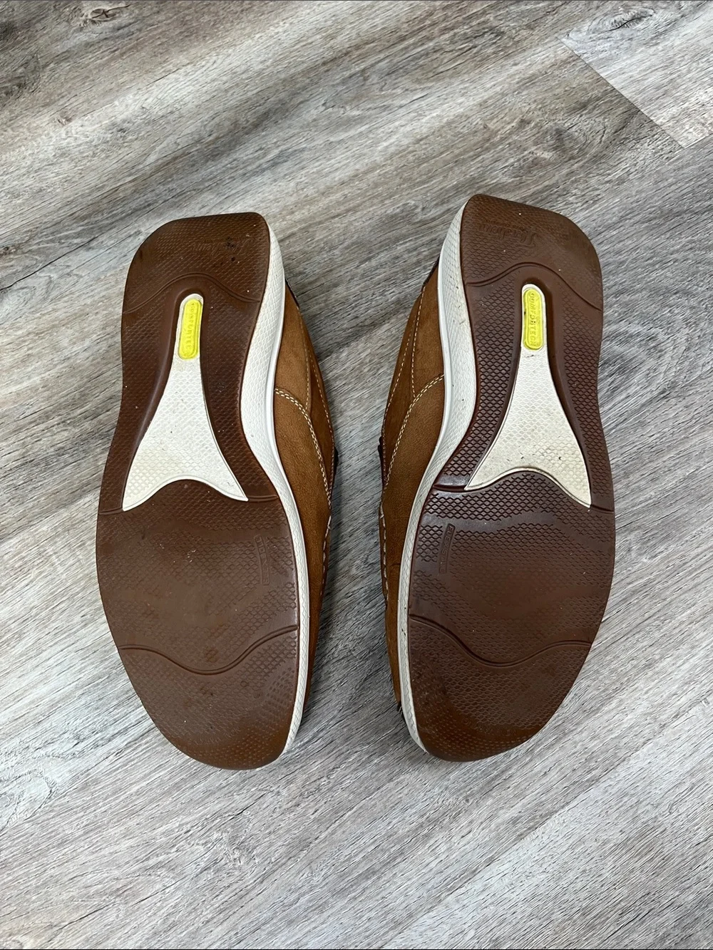 Florsheim Men’s Brown Leather Slip-On Loafers - Picture 7 of 8
